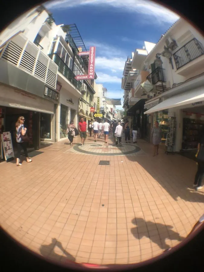 Apartamento , Torremolinos, Calle De Las Mercedes 16. Hotel