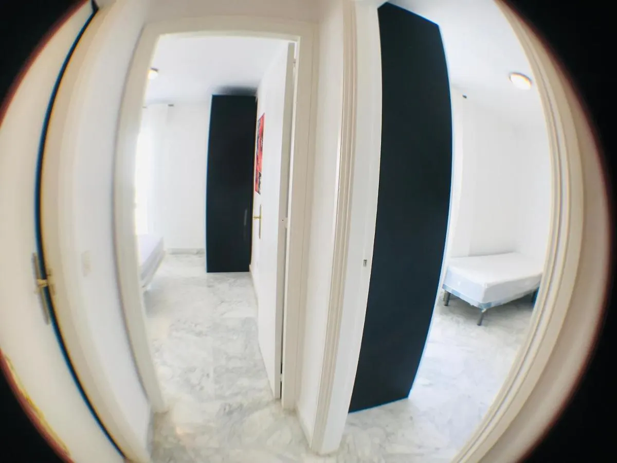 Apartamento , Torremolinos, Calle De Las Mercedes 16. Hotel Apartment Torremolinos
