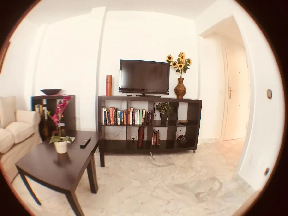 Apartamento , Torremolinos, Calle De Las Mercedes 16.酒店 0*, 托雷莫利诺斯